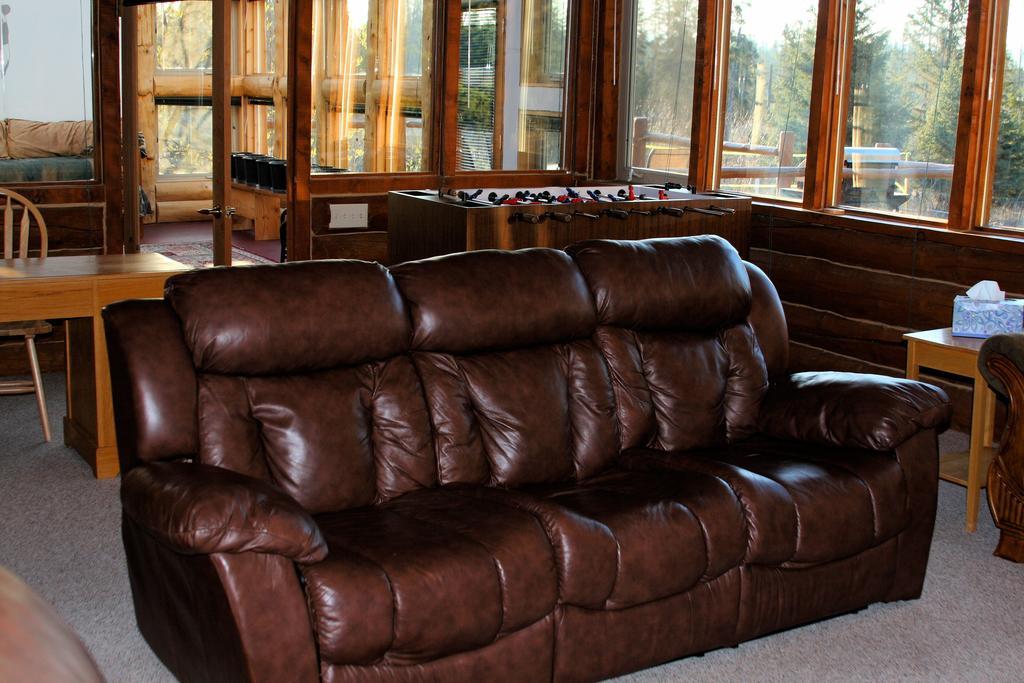 Bear Den Vacation Home Anchor Point Room photo